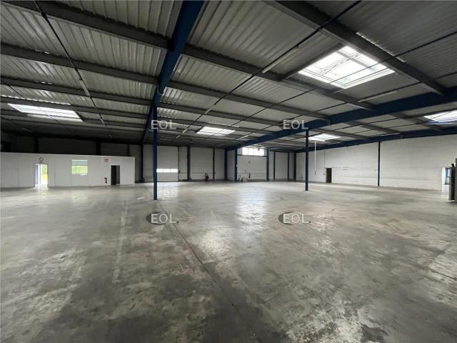 Local Commercial location à Mantes-la-Jolie, Houdan