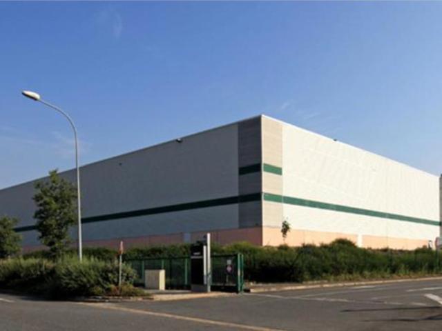 Local Commercial location à Ingré, Loiret