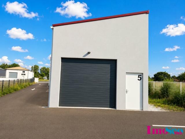 Local Commercial location à Libourne, Izon