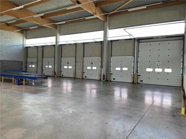 Local Commercial location à Arrondissement de Draguignan, Les Arcs
