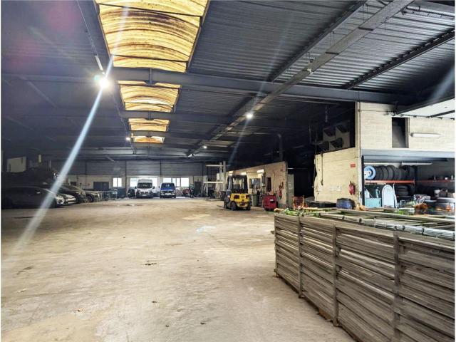 Local Commercial location à Torcy, Noisiel