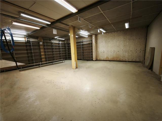 Local Commercial location à Palaiseau, Champlan