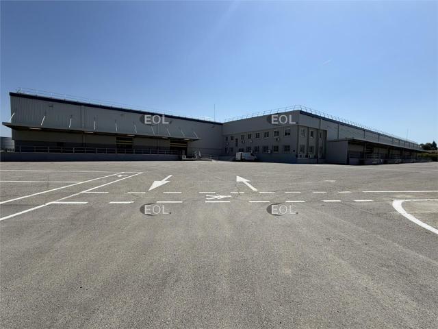 Local Commercial location à Istres, Marignane