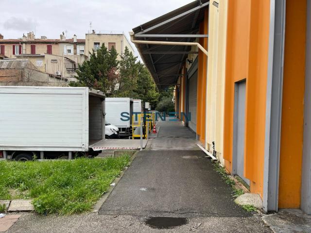 Local Commercial location à Marseille