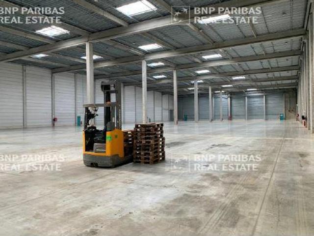 Local Commercial location à Compiègne, Longueil-sainte-marie