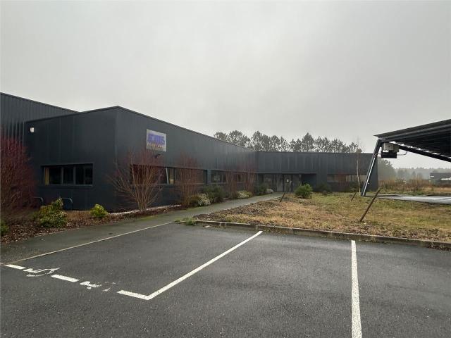 Local Commercial location à Bordeaux, Martillac