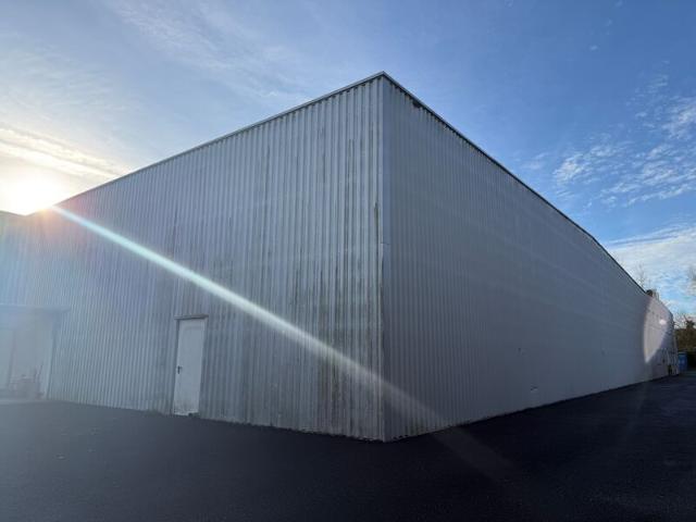 Local Commercial location à Bordeaux, Mérignac