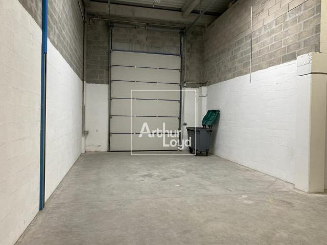 Local Commercial location à Melun, Lieusaint
