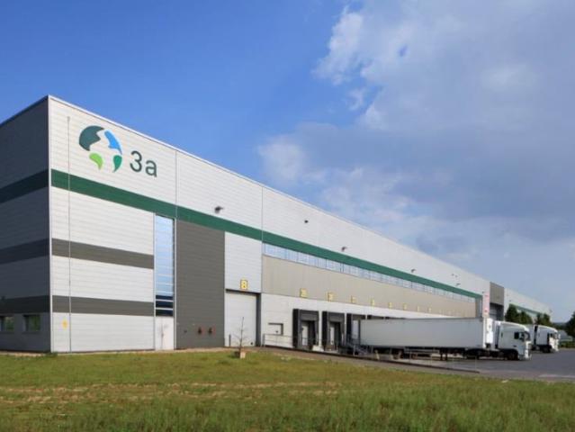 Local Commercial location à Melun, Combs-la-ville