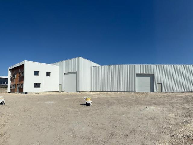Local Commercial location à Bordeaux, Bassens
