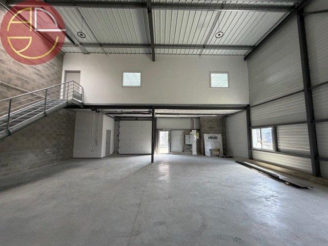 Local Commercial location à Toulouse, Cugnaux
