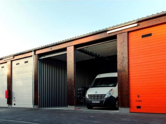 Local Commercial location à Ormes, Loiret