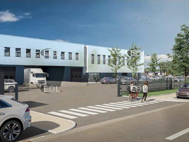 Local Commercial location à Torcy, Ozoir-la-ferrière