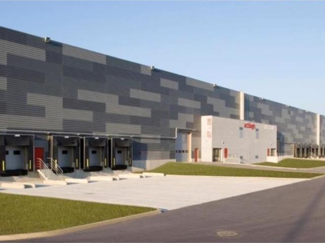 Local Commercial location à Zone de Fos Distriport, Port-Saint-Louis-du-Rhône