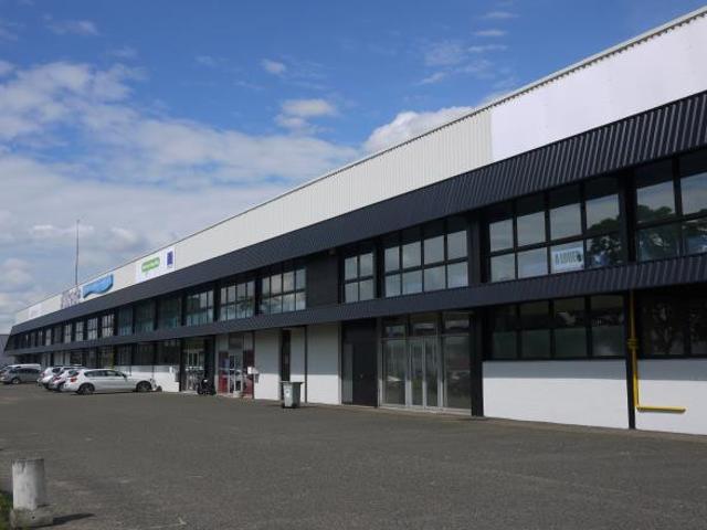 Local Commercial location à Rouen, Ruan