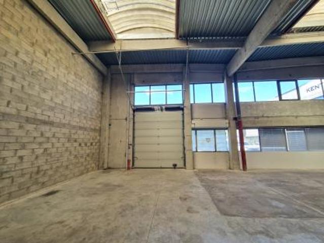 Local Commercial location à Saint-Germain-en-Laye, Poissy