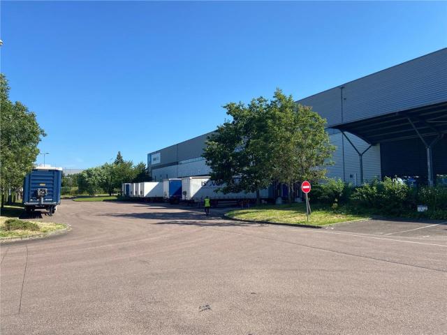 Local Commercial location à Chalon-sur-Saône, Sevrey
