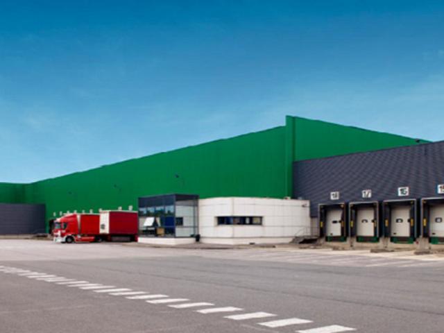 Local Commercial location à Courmelles