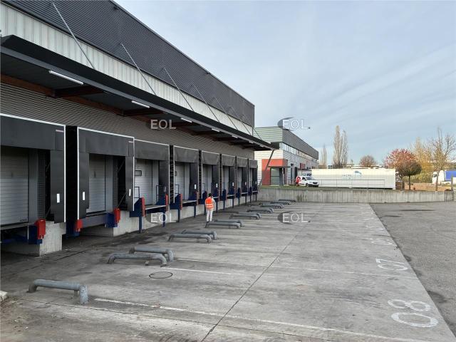 Local Commercial location à Strasbourg, Hoenheim