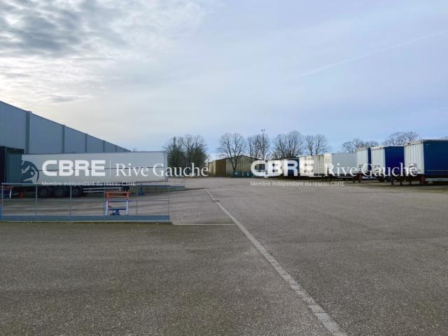 Local Commercial location à Strasbourg, Hoenheim