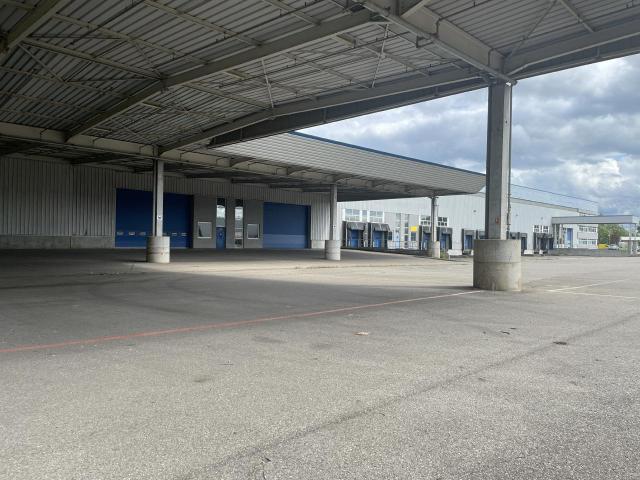 Local Commercial location à Strasbourg, Hoenheim
