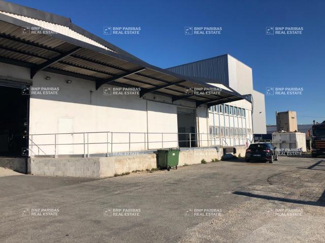 Local Commercial location à Istres, Vitrolles