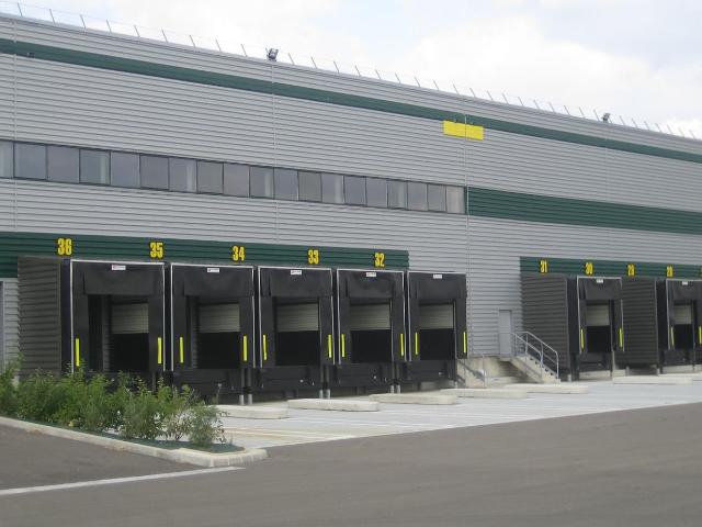 Local Commercial location à Compiègne, Longueil-sainte-marie