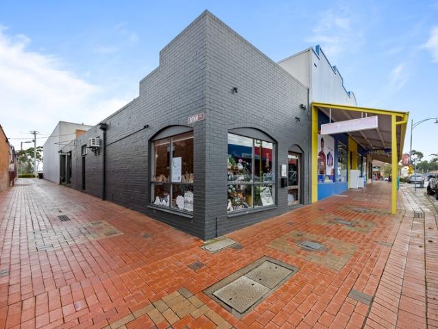 Retail for rent in Stawell, Victoria