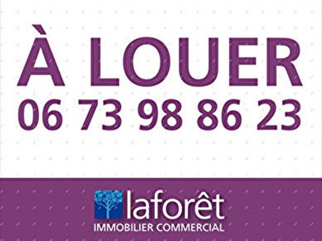 Local Commercial location à Centre Ville, Compiègne