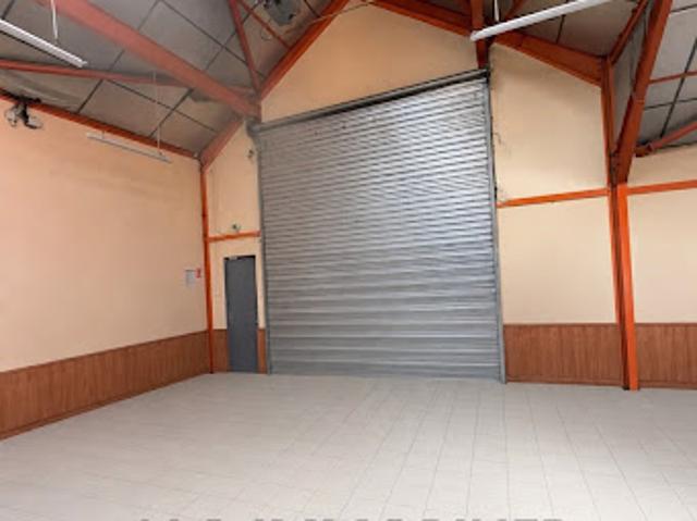 Local Commercial location à Alençon