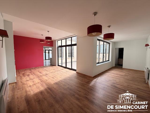 Local Commercial location à Amiens
