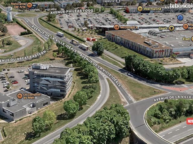 Local Commercial location à Amiens, Longueau