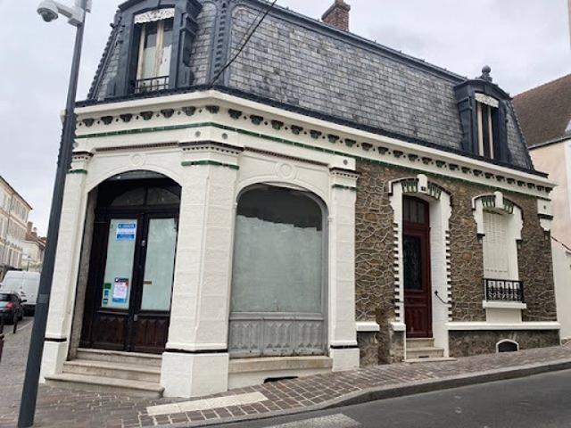 Local Commercial location à Torcy, Lagny-sur-marne
