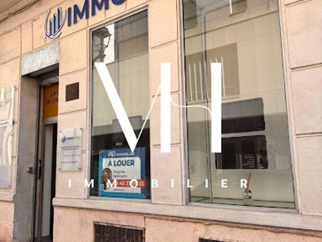 Local Commercial location à Arrondissement de Toulon, Toulon