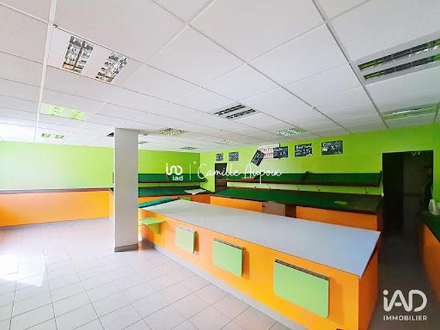 Local Commercial location à Villefranche-sur-Saône, Rhône