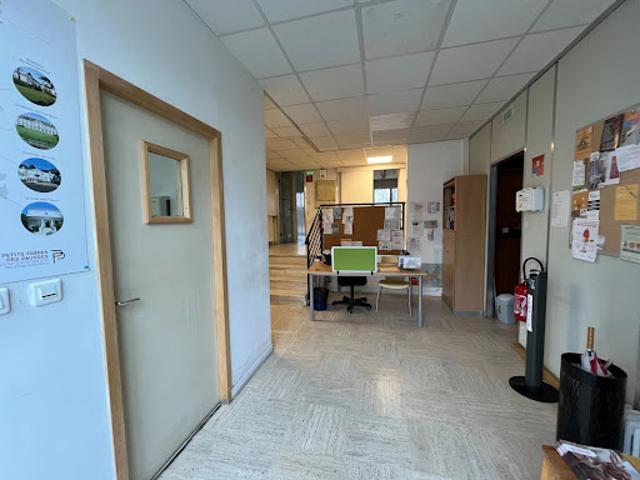 Local Commercial location à Grenoble