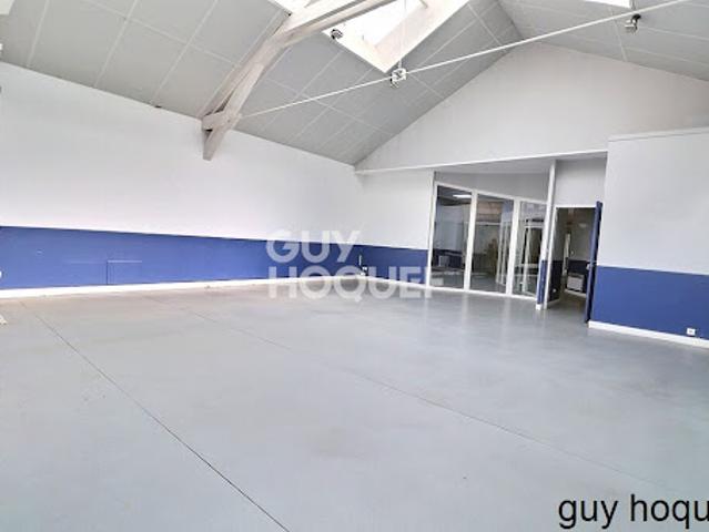 Local Commercial location à Bernay