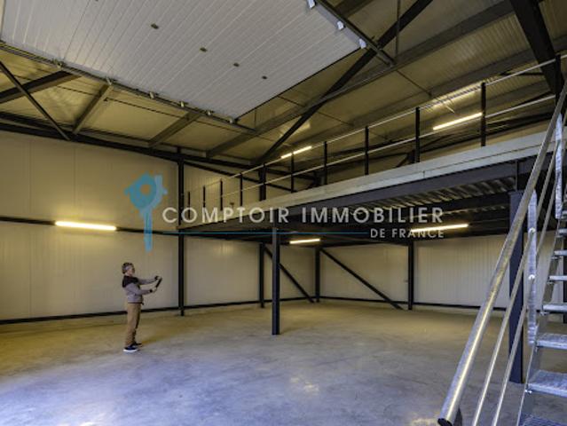 Local Commercial location à Toulouse, Labège