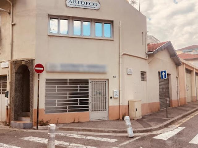 Local Commercial location à Nice