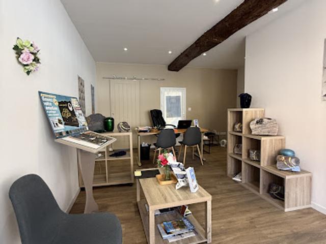 Local Commercial location à Perpignan, Saint-estève