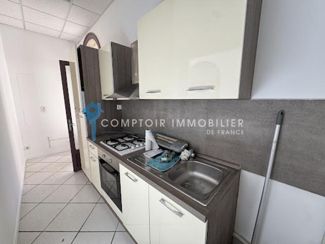 Local Commercial location à Nîmes, Vergèze