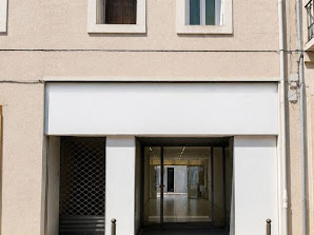 Local Commercial location à Montpellier, Sète