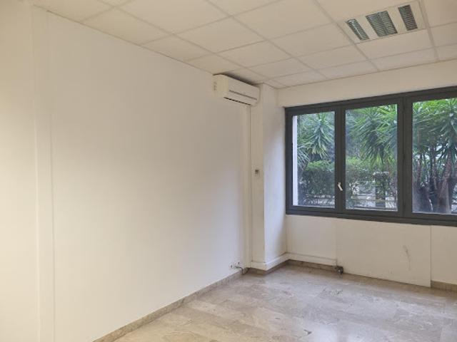 Local Commercial location à Nice