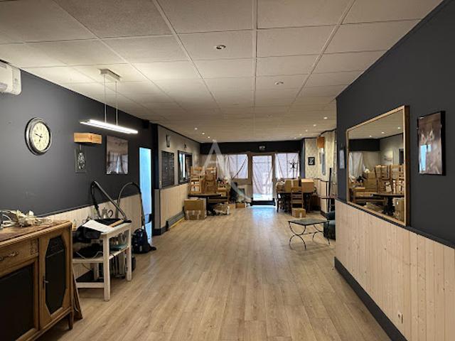 Local Commercial location à France métropolitaine, Rochefort