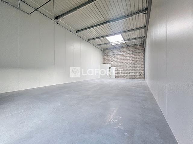 Local Commercial location à Rouen, Tourville-la-rivière