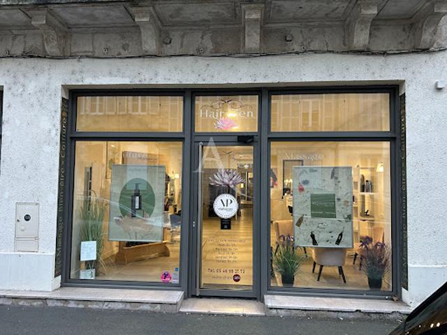 Local Commercial location à France métropolitaine, Rochefort