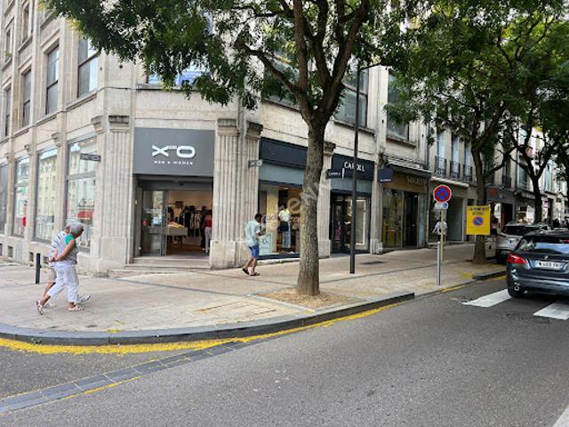 Local Commercial location à Verdun