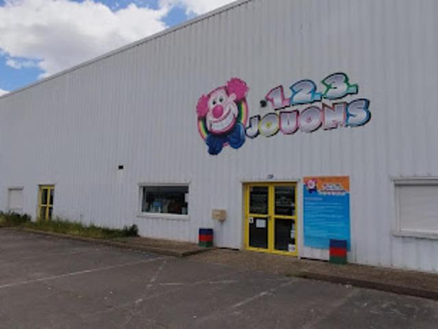 Local Commercial location à Chalon-sur-Saône, Chalon-sur-saône
