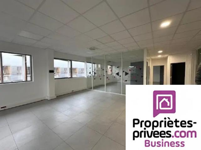 Local Commercial location à Toulouse, Colomiers