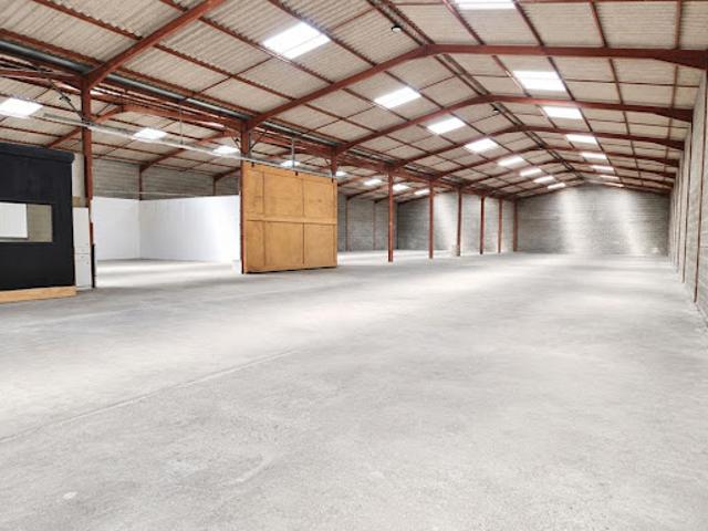 Local Commercial location à Toulouse, Castelginest